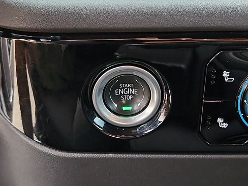 Certified 2024 GMC Sierra 1500 Elevation AWD/4WD image 22