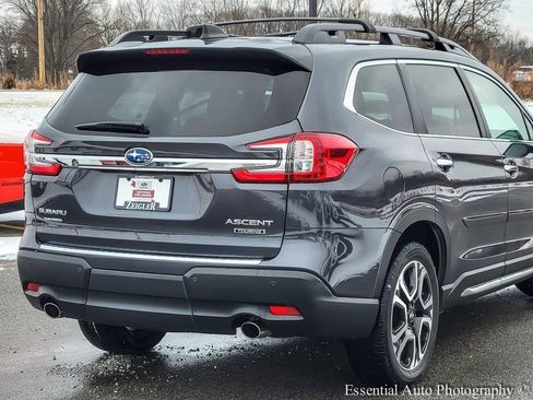 Used 2023 Subaru Ascent Touring image 6