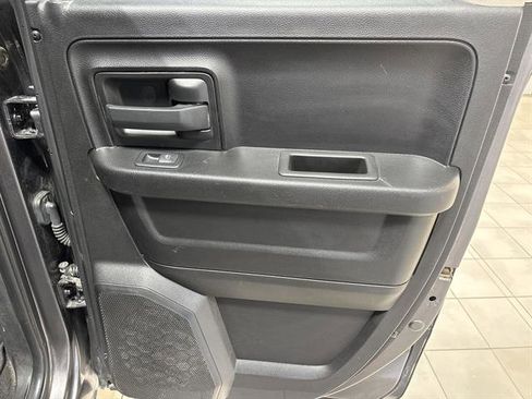 Used 2019 RAM 1500 Express image 20