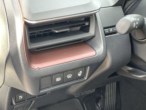 New 2026 Toyota Prius Plug-In Hybrid image 11