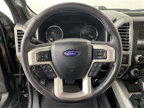 Used 2016 Ford F150 Lariat w/ Equipment Group 502A Luxury AWD/4WD image 23