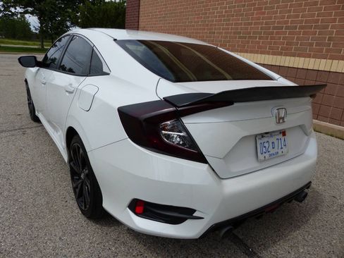 Used 2020 Honda Civic Sport image 5