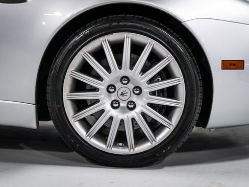 Used 2002 Maserati Spyder GT RWD image 12