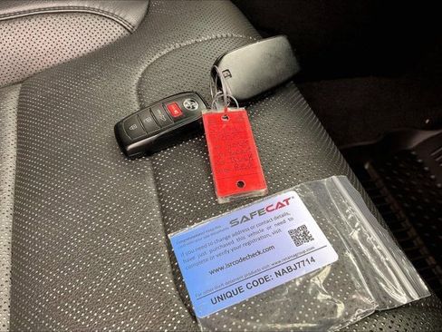 Used 2023 Toyota Tundra Limited image 11