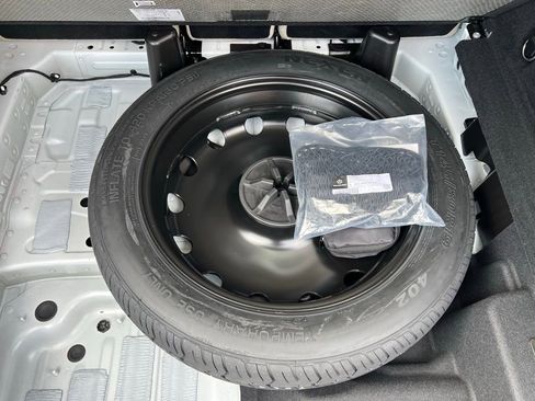 Certified 2022 Mercedes-Benz GLC 300 4MATIC image 37