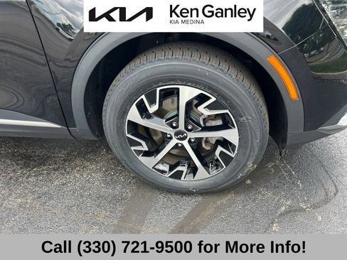 Certified 2024 Kia Sportage EX AWD/4WD image 22