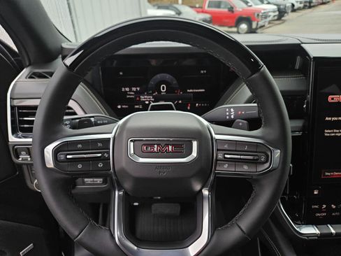 New 2026 GMC Yukon XL Elevation w/ Elevation Premium Package image 9