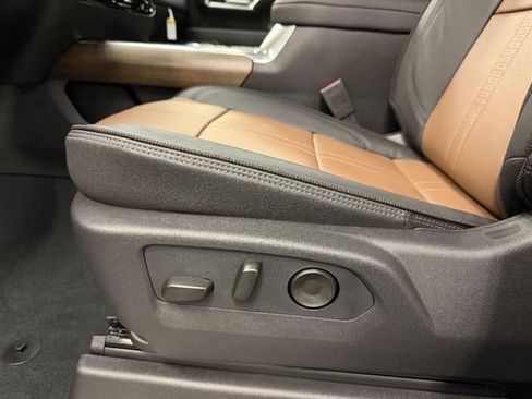 New 2026 Chevrolet Silverado 2500 High Country w/ High Country Premium Package AWD/4WD image 22