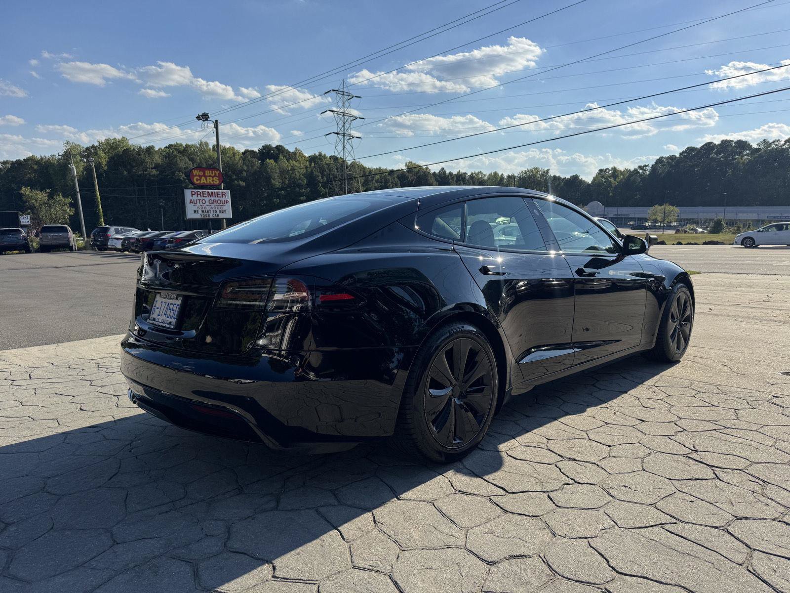 Used 2022 Tesla Model S Standard Range AWD/4WD image 12