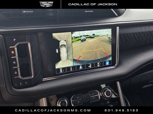 Used 2022 GMC Yukon XL Denali AWD/4WD image 14