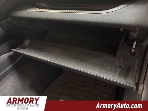 Used 2022 Subaru Outback Premium image 40