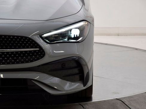 New 2026 Mercedes-Benz CLE 300 4MATIC Coupe image 11