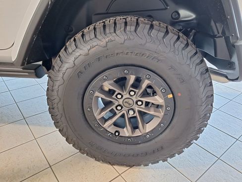 New 2025 Jeep Wrangler Unlimited Rubicon 392 image 15