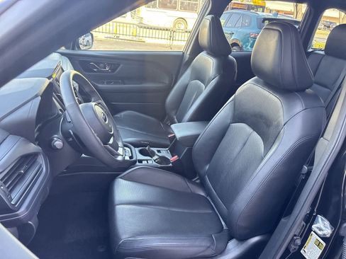 Used 2025 Subaru Forester Limited AWD/4WD image 21