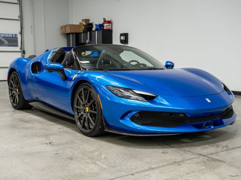Used 2024 Ferrari 296 GTS RWD image 3