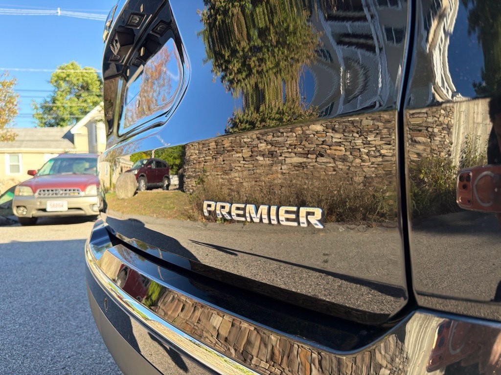 Used 2020 Chevrolet Traverse Premier AWD/4WD image 10