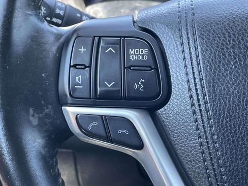 Used 2018 Toyota Highlander Limited AWD/4WD image 26