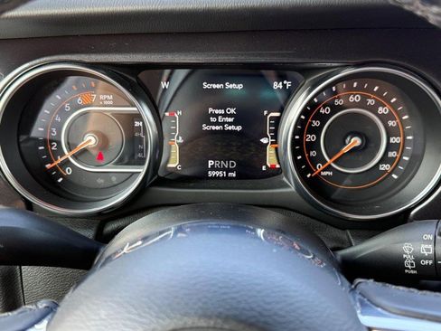 Used 2021 Jeep Wrangler Unlimited Sahara AWD/4WD image 20