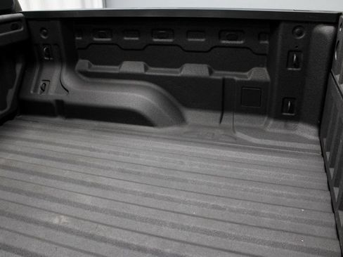 Used 2025 Chevrolet Colorado Trail Boss AWD/4WD image 14