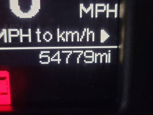 Used 2017 RAM 2500 Tradesman w/ Chrome Appearance Group image 7