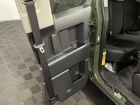 Used 2014 Toyota FJ Cruiser 2WD w/ Convenience Package image 39