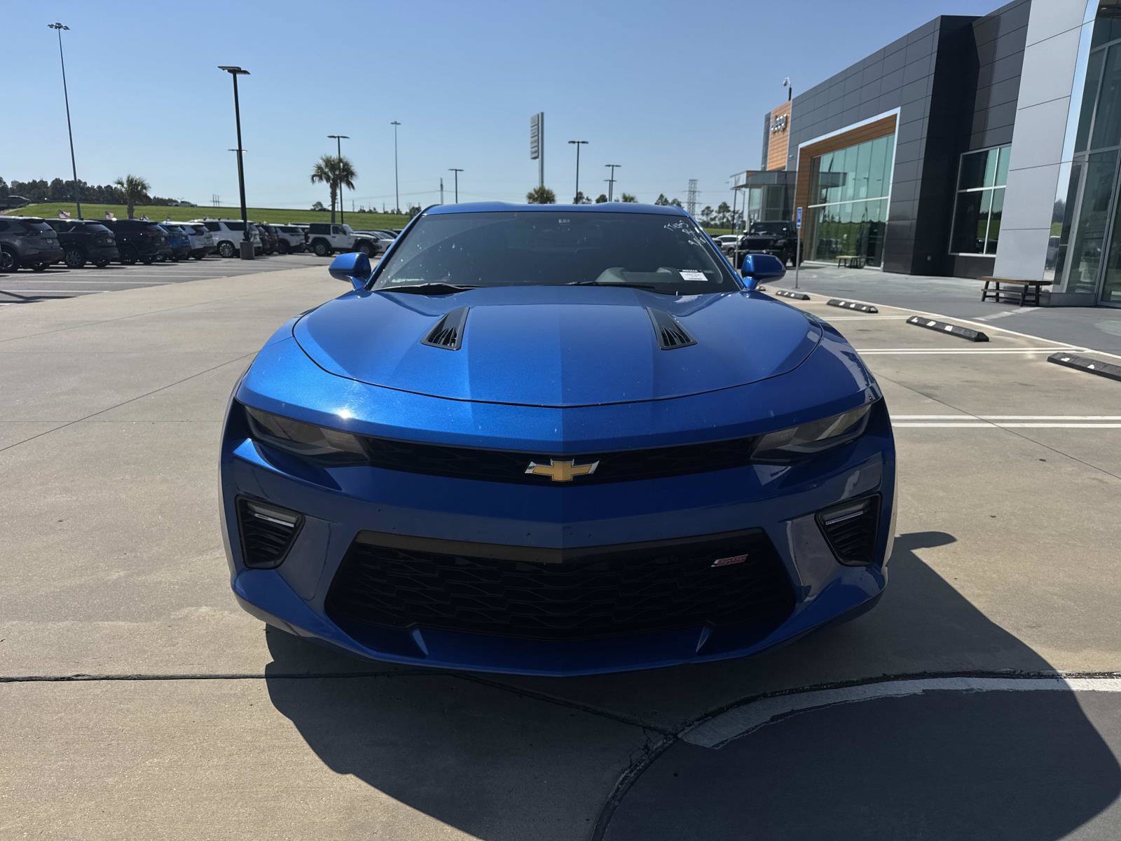 Used 2017 Chevrolet Camaro SS RWD image 2