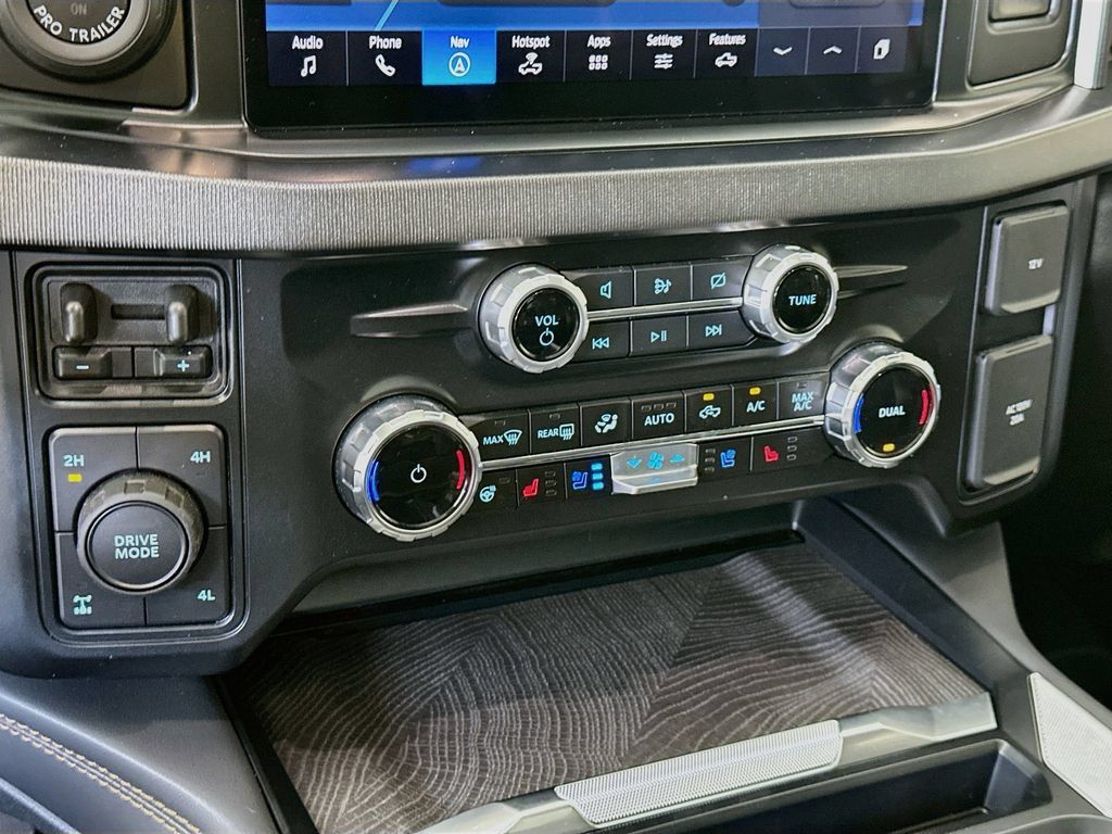 Used 2024 Ford F250 Platinum AWD/4WD image 18