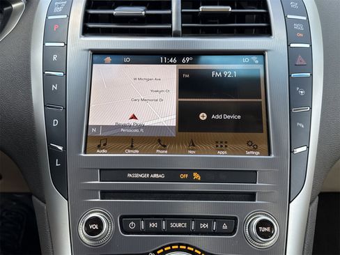 Used 2019 Lincoln MKZ Reserve image 27