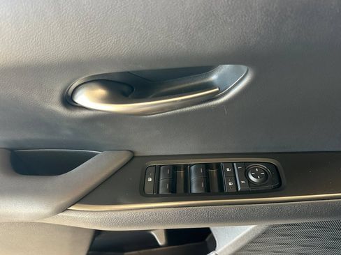 Used 2025 Lexus UX 300h FWD image 8