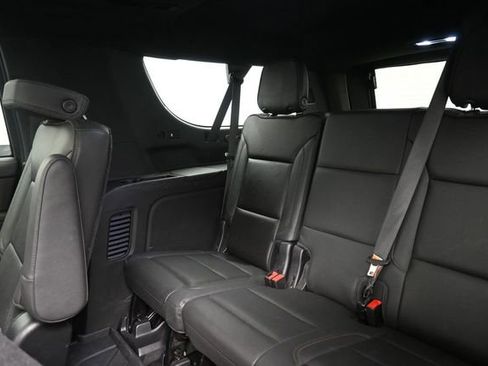 Used 2021 Chevrolet Suburban High Country AWD/4WD image 20