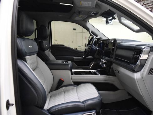 Used 2023 Ford F450 Limited w/ FX4 Off-Road Package AWD/4WD image 12