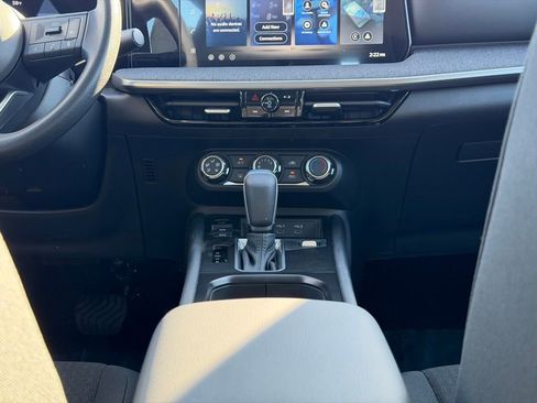 New 2026 Nissan Kicks S image 23