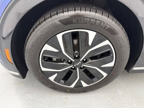 Used 2023 Kia EV6 Wind RWD image 4