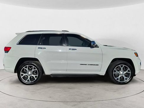 Used 2020 Jeep Grand Cherokee Overland AWD/4WD image 4