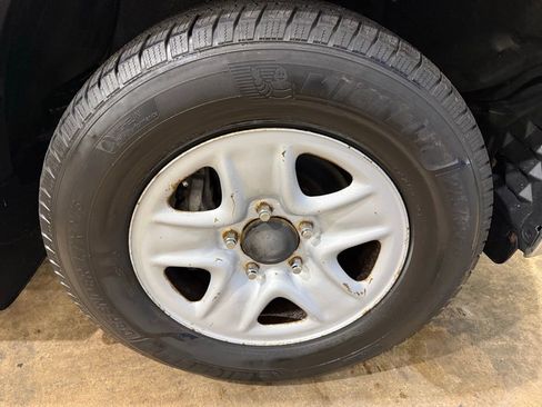 Used 2008 Toyota Tundra Base image 24