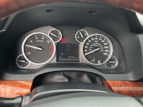 Used 2014 Toyota Tundra 1794 Edition image 14