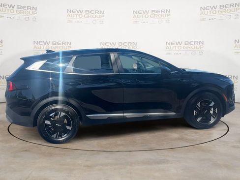 Used 2026 Kia Sportage LX image 6