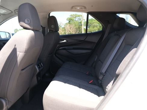 Used 2021 Chevrolet Equinox LT FWD image 21