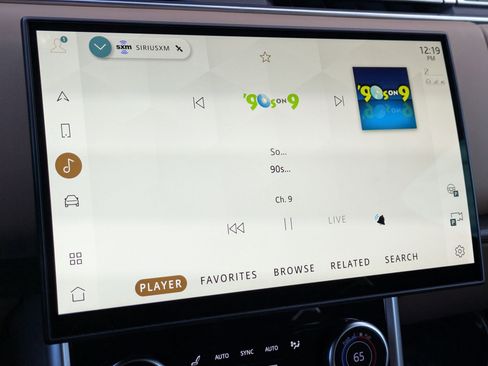 Certified 2023 Land Rover Range Rover SE image 19