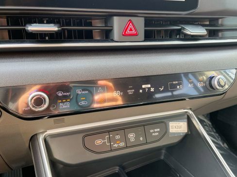 New 2026 Kia Carnival SX image 46