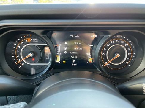 New 2026 Jeep Wrangler Unlimited Rubicon AWD/4WD image 31