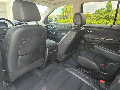 Used 2019 Chevrolet Traverse Premier w/ Redline Edition AWD/4WD image 18