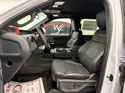 New 2026 Ford Expedition Tremor image 13