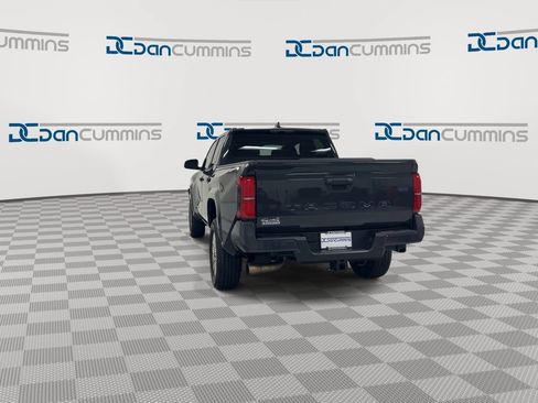 Used 2024 Toyota Tacoma SR5 AWD/4WD image 7
