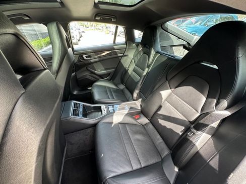 Certified 2018 Porsche Panamera 4 AWD/4WD image 40