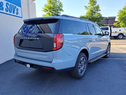 New 2026 Ford Expedition Max Active AWD/4WD image 6