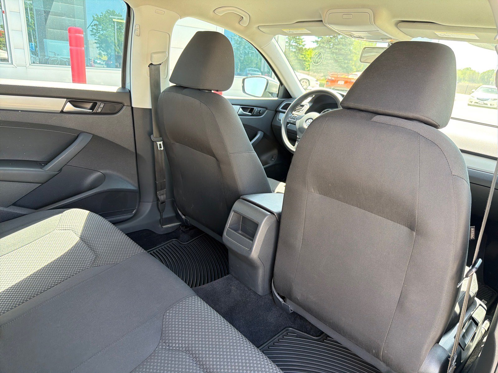 Used 2014 Volkswagen Passat 1.8T FWD image 22