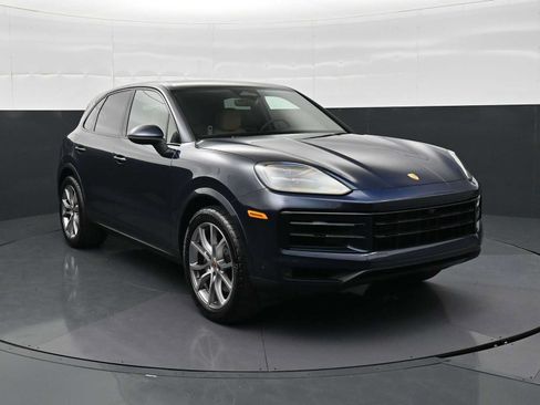 New 2026 Porsche Cayenne AWD/4WD image 27