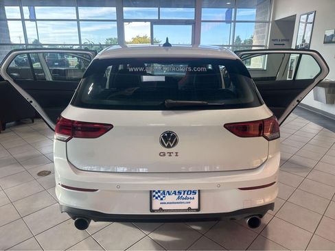 Used 2024 Volkswagen GTI SE FWD image 11