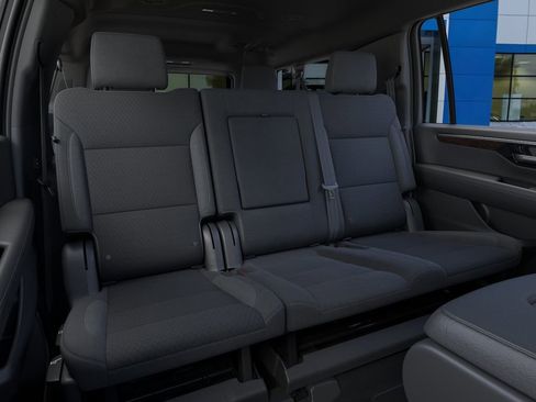 New 2026 Chevrolet Suburban LS RWD image 17